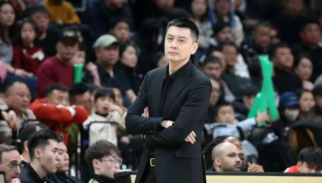 mk体育官网-辽宁男篮VS山东！杨鸣拒绝输球，争议外援回归，央视直播